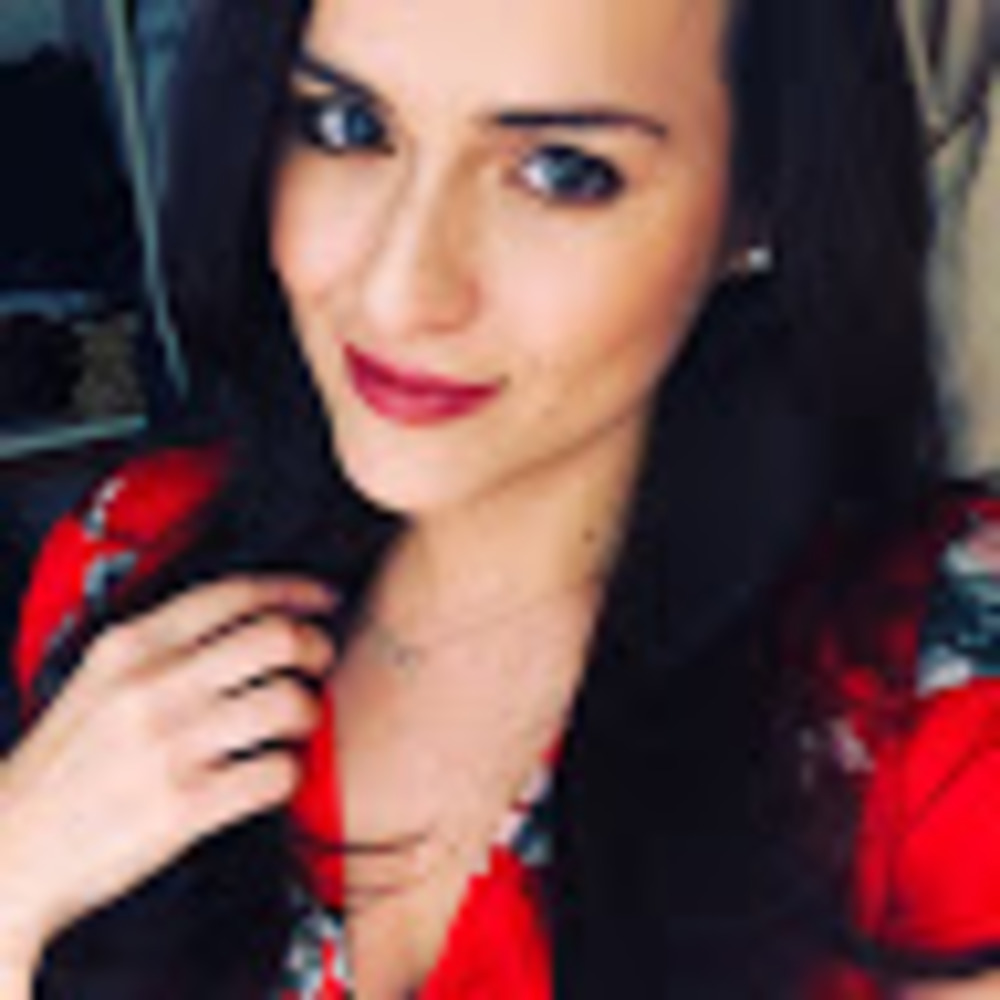 Meet your Posher, Michaela